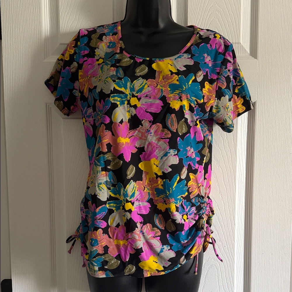 Floral Short-Sleeve Drawstring Side Swim Top - Black/Multi